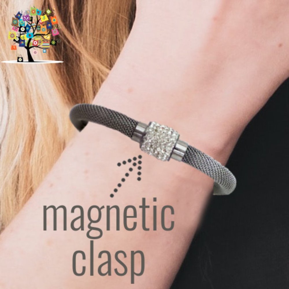 Mesh Chain Bangle Magnetic Clasp